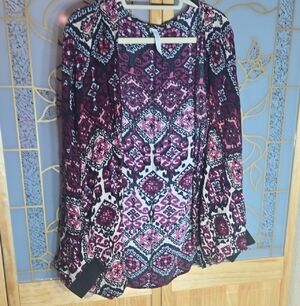 Aeropostale Pink and Black Patterned Blouse Box L